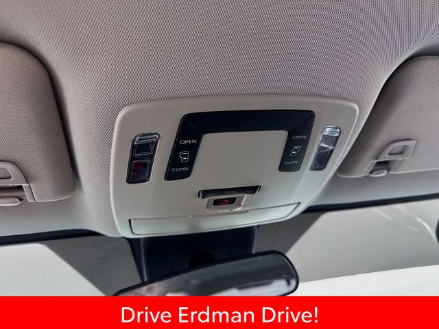Used 2023 Toyota Sienna Van