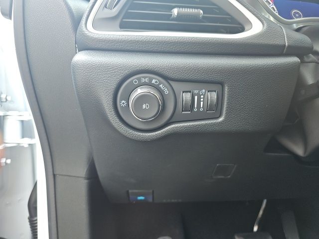 2026 Chrysler Pacifica Select - Pw7 exterior view 15