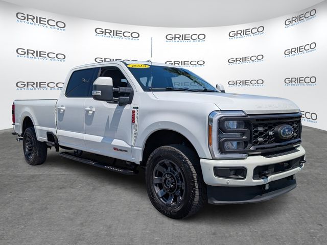 2023 Ford F-250 Super Duty Lariat Crew Cab 4WD