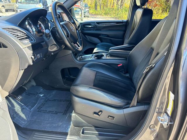 2018 Dodge Grand Caravan SXT 11