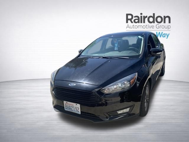 Black 2017 Ford Focus Sedan Front-Wheel Drive 6-Speed Automatic
