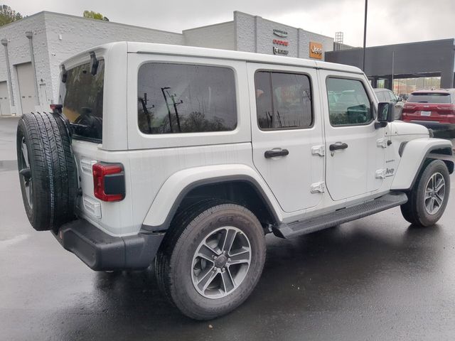 Used 2023 White Jeep Sahara image 8