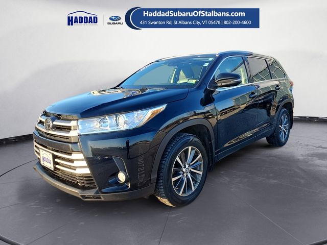 Midnight Black Metallic 2019 Toyota Highlander XLE AWD SUV / Crossover All-Wheel Drive 8-Speed Automatic