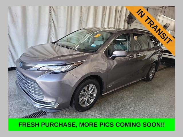 Predawn Gray Mica 2021 Toyota Sienna Minivan Front-Wheel Drive Continuously Variable Transmission