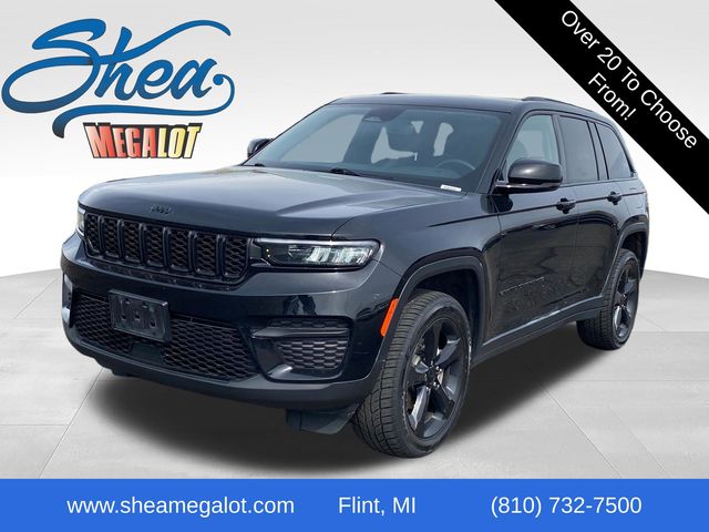 Diamond Black Crystal Pearlcoat 2023 Jeep Grand Cherokee Altitude X 4WD SUV / Crossover Four-Wheel Drive 8-Speed Automatic