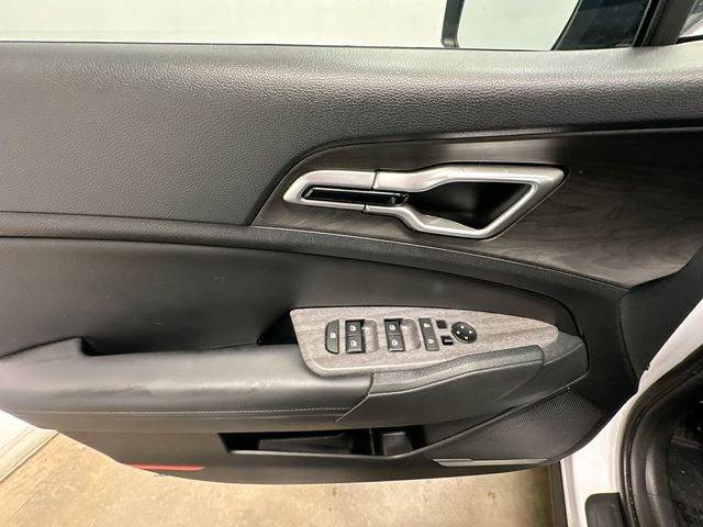 2023 Kia Sportage X-Line White at Auto Express Mitsubishi