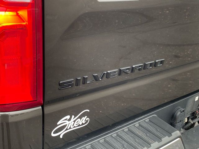 2021 Chevrolet Silverado 1500 LTZ 33