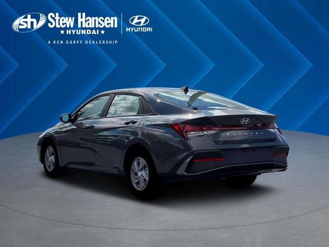 New 2026 Gray Hyundai SE image 5