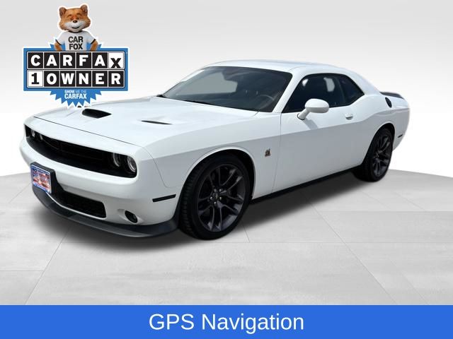 White Knuckle Clearcoat 2023 Dodge Challenger R/T Scat Pack RWD Coupe Rear-Wheel Drive 6-Speed Manual