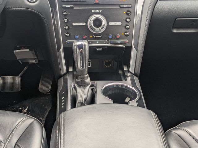 2019 Ford Explorer Platinum photo