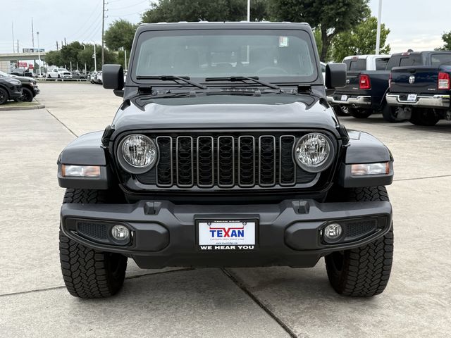 2025 Jeep Gladiator Nighthawk - 8