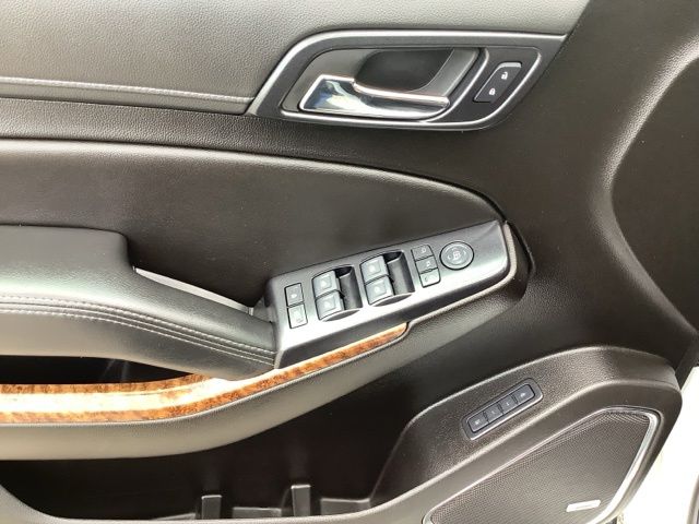 Used 2020 Summit White Chevrolet Premier image 10