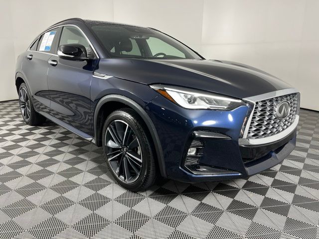 Certified Used 2025 Blue INFINITI LUXE image 2