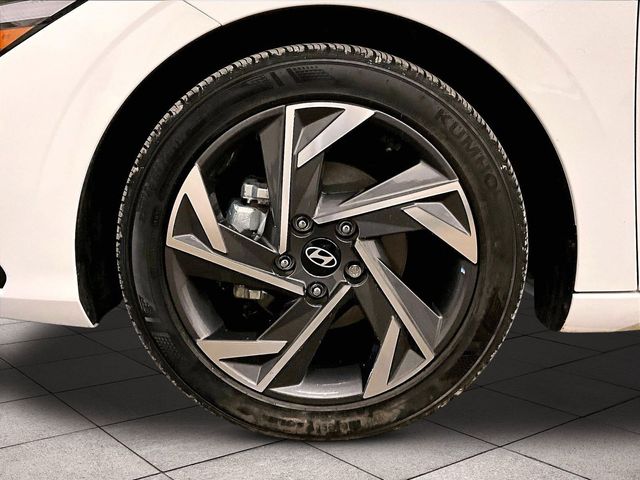 2024 Hyundai Elantra SEL White at Klick Lewis Buick Chevrolet
