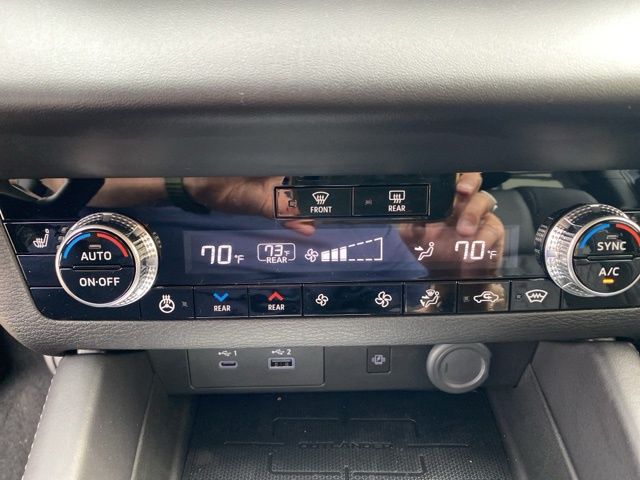 MitsubishiOutlander PHEV27