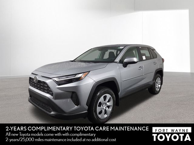 2025 Toyota RAV4 LE photo