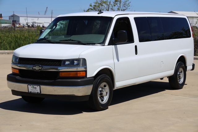 2017 Chevrolet Express 3500 LT - 2