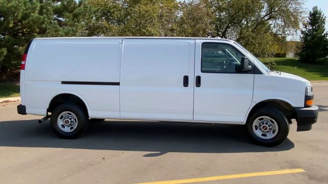 2023 GMC Savana 2500 Work Van 9