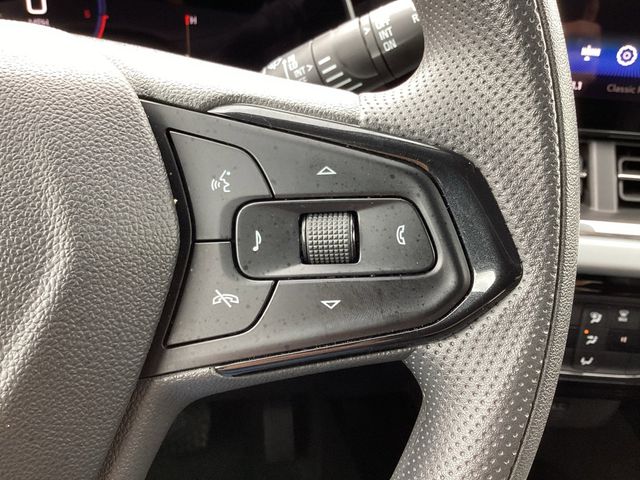 Used Car 2025 Chevrolet Trax  Lt For Sale Under $25,000 In San Antonio, Texas