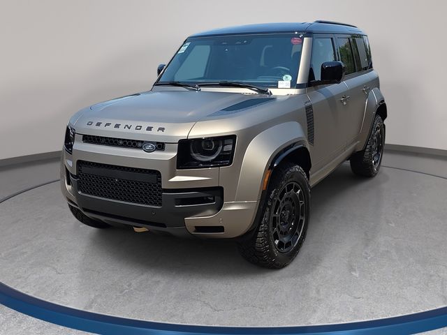 2026 Land Rover Defender 110 OCTA