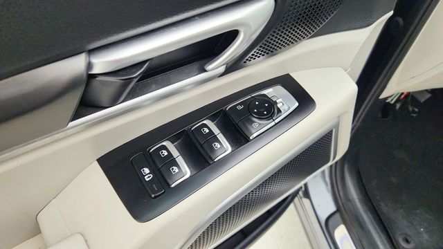 2020 Kia Telluride S Gray at Community Kia