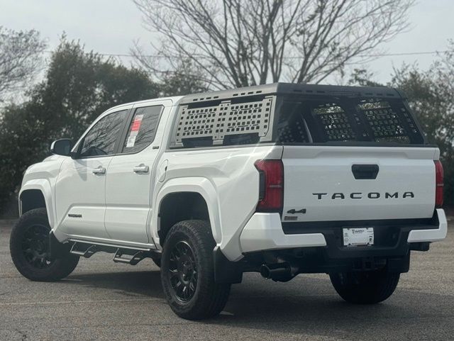 2026 Toyota Tacoma SR5 - Photo 6