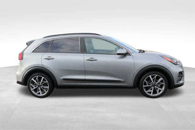 2022 Kia Niro Touring 21