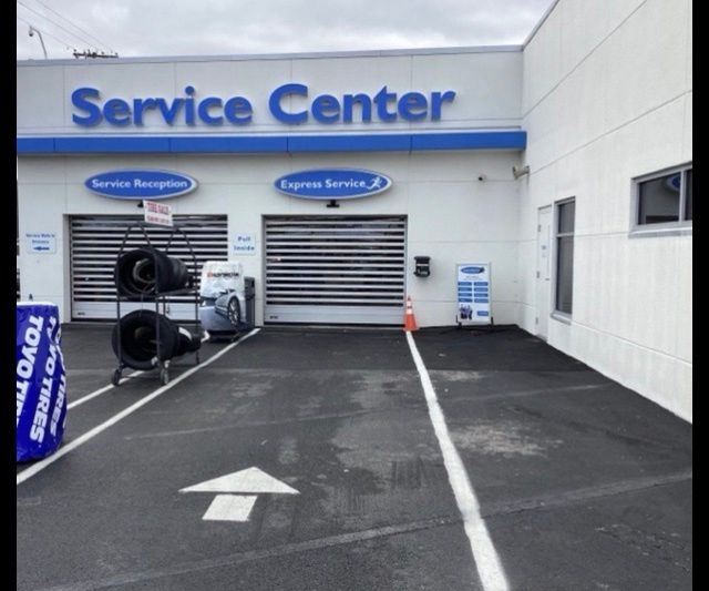 Used 2016 White Subaru 2.0i Premium image 25