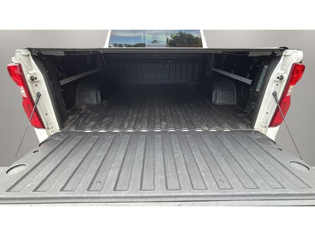 Used 2022 Beige Chevrolet High Country image 34