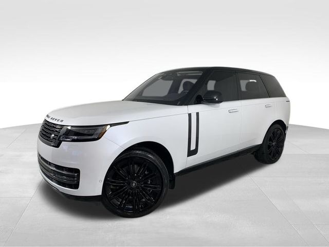 2023 Land Rover Range Rover SE 2