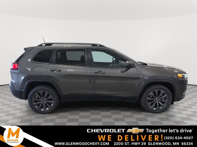 Gray (Granite Crystal Metallic Clearcoat) 2021 Jeep Cherokee SUV / Crossover Four-Wheel Drive 9-Speed Automatic