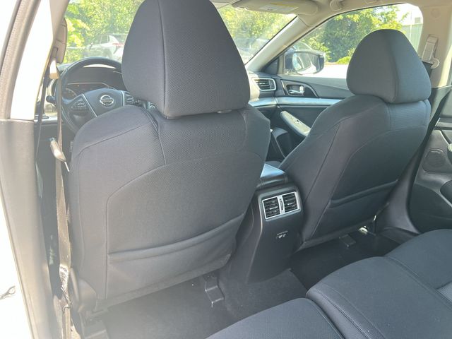 Used 2020 White Nissan 3.5 S image 35