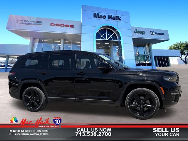 Diamond Black Crystal Pearlcoat 2024 Jeep Grand Cherokee L Limited RWD SUV / Crossover 4X2 8-Speed Automatic