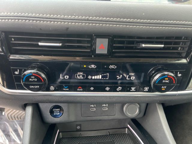 Used 2025 Nissan Rogue SUV