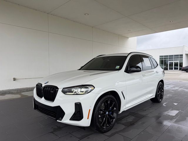 2022 BMW X3 M40i's photo