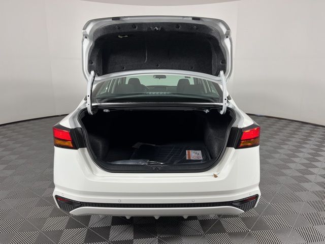 2025 Glacier White Nissan Altima 2.5 S FWD Sedan