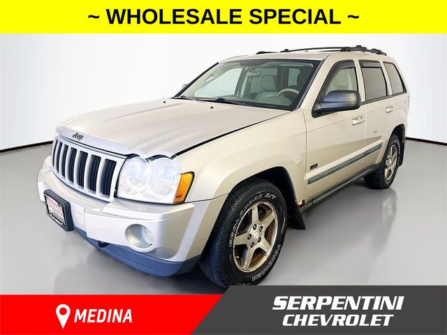 Light Graystone Pearlcoat 2007 Jeep Grand Cherokee Laredo 4WD SUV / Crossover Four-Wheel Drive 5-Speed Automatic