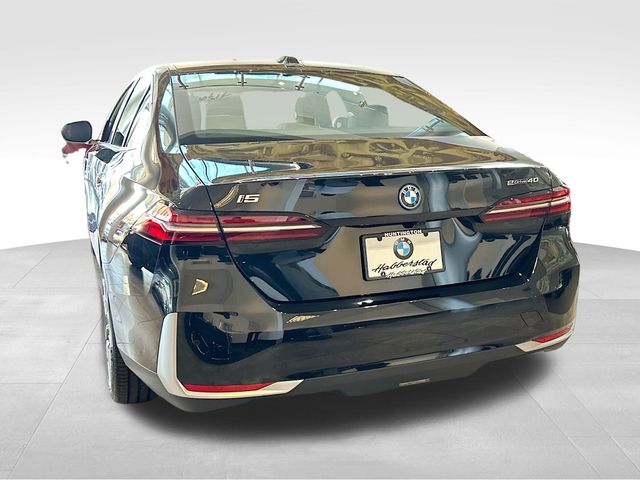 2024 BMW i5 eDrive40 6