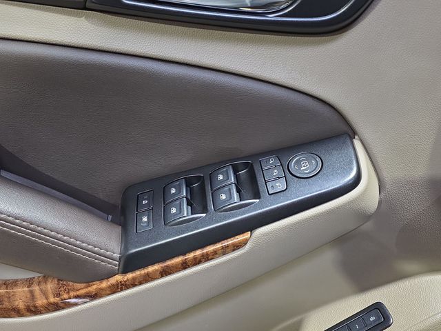 Used 2020 Black Chevrolet Premier image 30