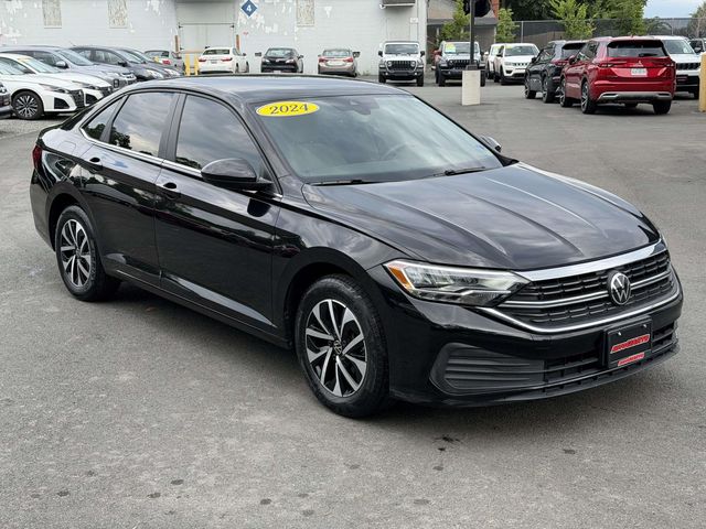Deep Black 2024 Volkswagen Jetta Sedan Front-Wheel Drive 8-Speed Automatic