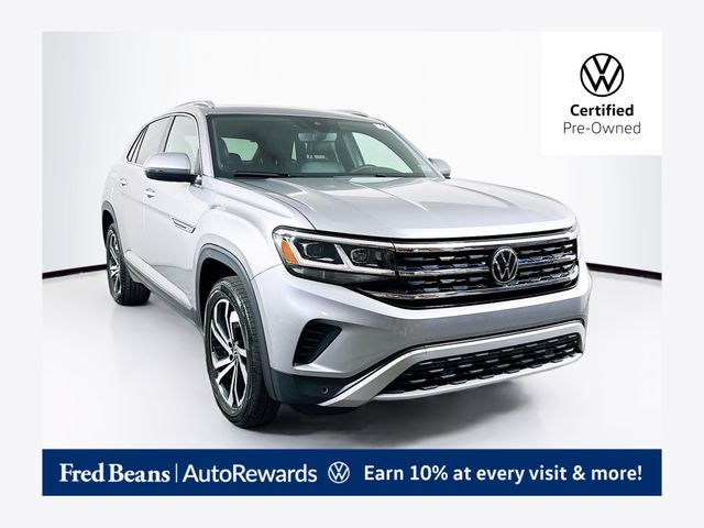 Silver Metallic 2023 Volkswagen Atlas Cross Sport SUV / Crossover All-Wheel Drive 8-Speed Automatic