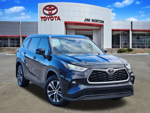 2020 Toyota Highlander XLE's photo