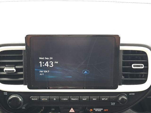 2024 Hyundai Venue Limited:B01873