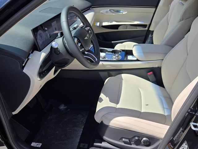 2027 Genesis Gv70