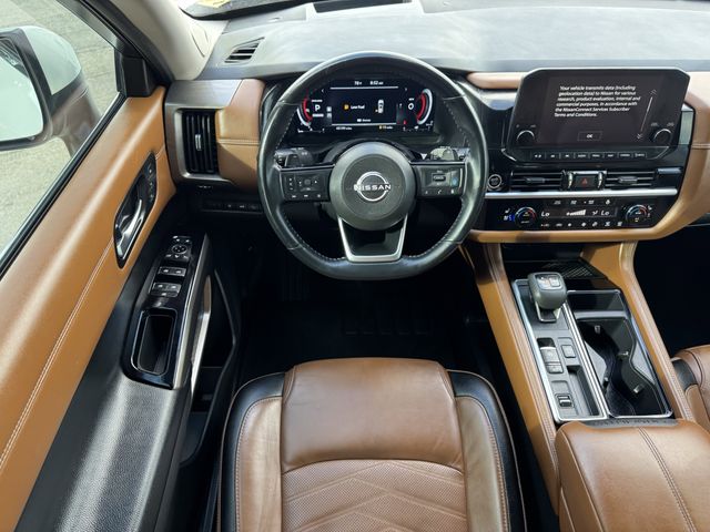 2024 Nissan Pathfinder Platinum White at Genesis of Spring