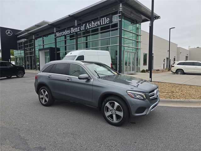 Selenite Gray Metallic 2017 Mercedes-Benz GLC 300 SUV / Crossover Rear-Wheel Drive 9-Speed Automatic