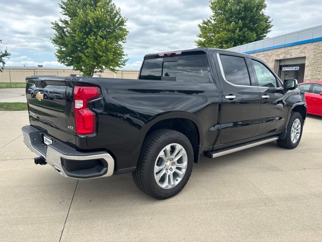 2025 Chevrolet Silverado 1500 LTZ - Photo 40