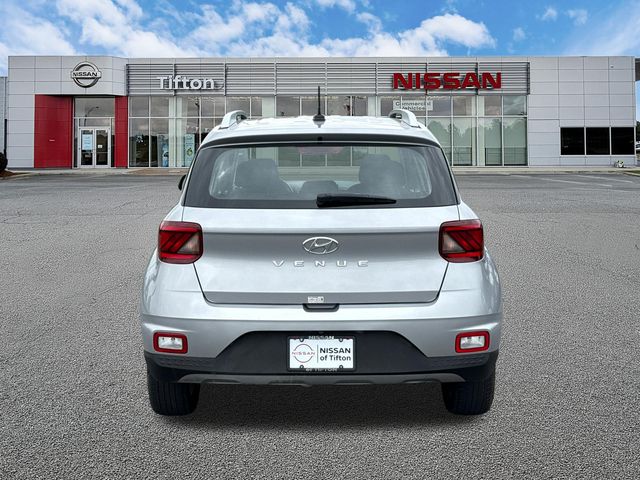 Used 2025 Hyundai Venue SUV