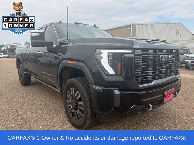 Onyx Black 2024 GMC Sierra 2500HD Denali Ultimate Crew Cab 4WD Pickup Truck Four-Wheel Drive Automatic