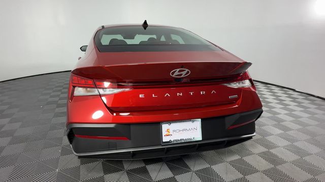 New 2025 Hyundai Elantra Hybrid For Sale in Indianapolis, IN